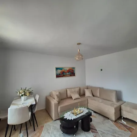 Familjar Ne Vlorë